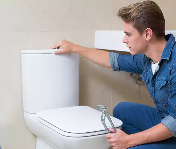 Expert Plumber for Toilet Replacement in Lynn, MA: Schedule Affordable Toilet Replacement Services with Us