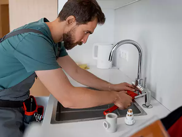 Why Choose Lynn's Plumbing for Faucet Repair in Lynn, MA?