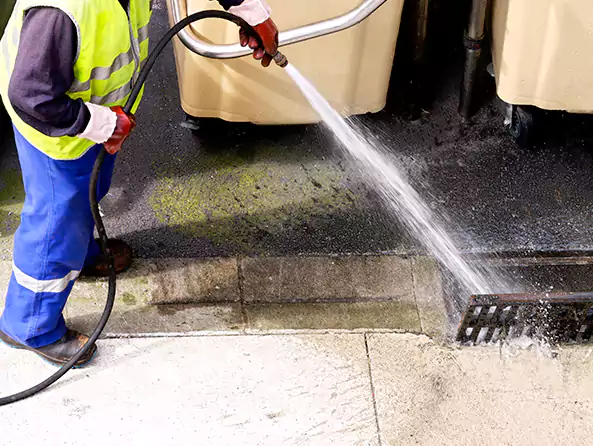 Why Choose Lynn's Plumbing for Hydro Jetting in Lynn, MA?