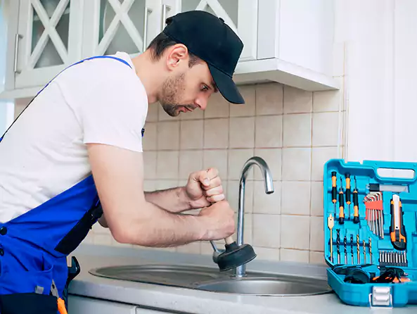Why Choose Lynn's Plumbing for Kitchen Plumbing in Lynn, MA?