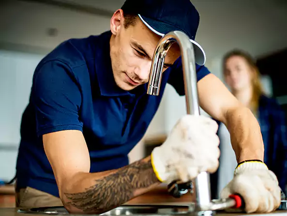 Why Choose Lynn's Plumbing for Plumbing Repair in Lynn, MA?