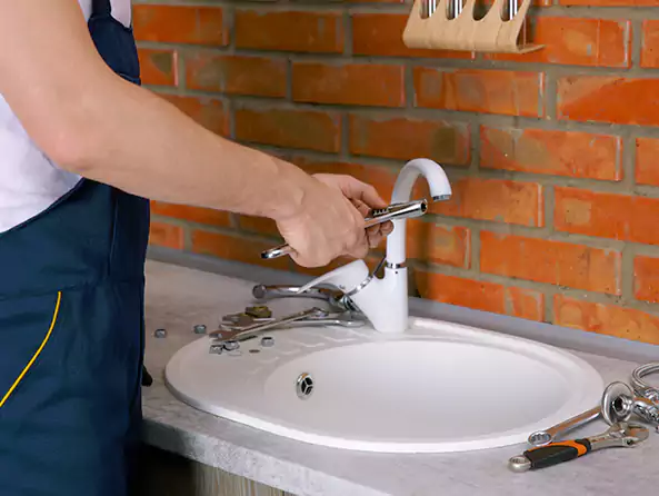Why Choose Lynn's Plumbing for Sink Repair in Lynn, MA?