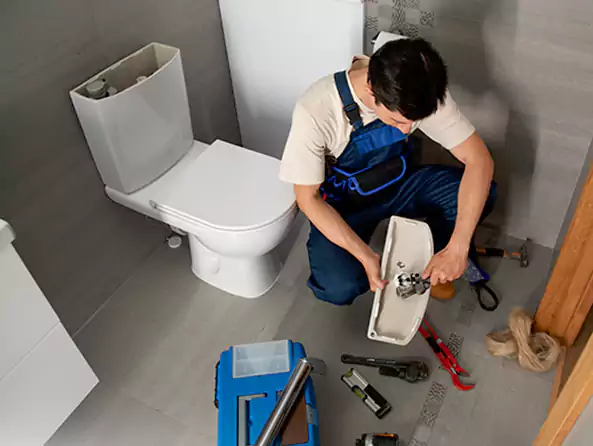 Why Choose Lynn's Plumbing for Toilet Repair in Lynn, MA?