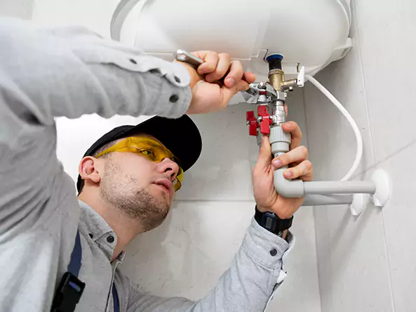 Why Choose Lynn's Plumbing for Water Heater Expansion Tank Installation in Lynn, MA?