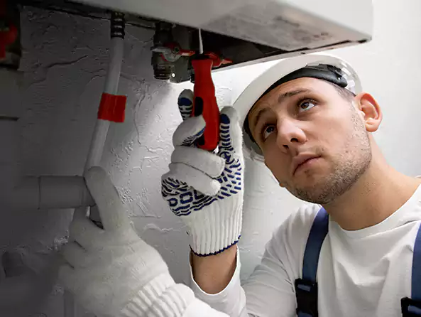 Why Choose Lynn's Plumbing for Water Heater Repair in Lynn, MA?